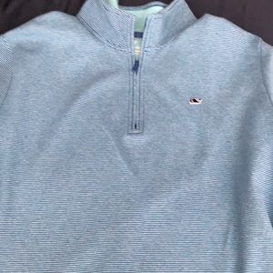 Blue Vineyard Vines 1/4 zip performance pullover. Size XL. Good condition.